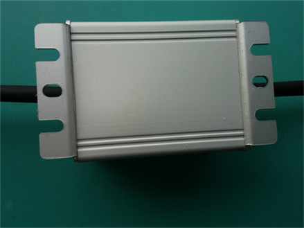 输入AC36V 40W 输出33-35V 0.97A