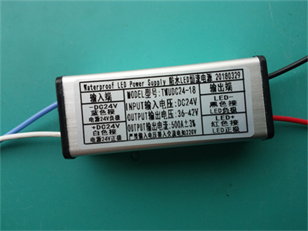 输入DCDC电源 DC12V 18W升压驱动 36-42V 0.5A