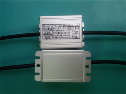 输入DC AC36V 20W 0.6A   LED电源