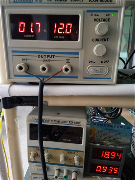 DC12V输入，输出16-22V 950MA LED驱动电源板