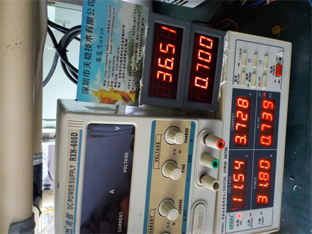 AC12V 36-39V 0.7A  30WLED恒流电源板