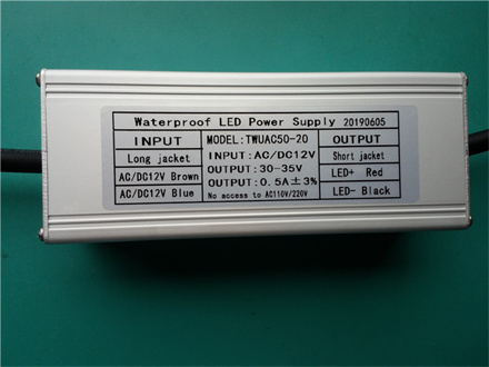 20W 输入ACDC12V  输出 30-35V 0.5A  LED恒流电源板
