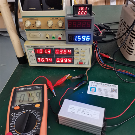 本安煤安电源AC100-240V输入（实际使用是127V),输入功率34-36W,输出16-20V(实际范围在17.5-18.5V)，恒流1.58A±3%