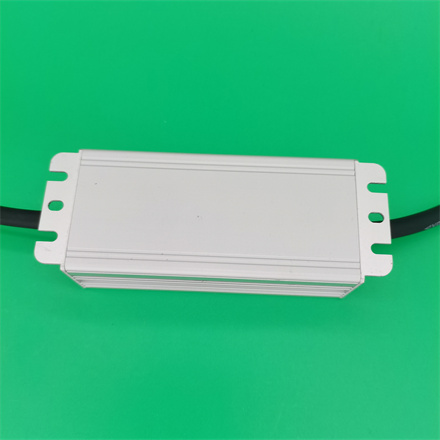 深圳厂家直供生产DC12 24V 1.5A 50W DC-DC电源升压恒流驱动