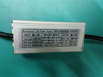 输入DC24V 0.9A 36W