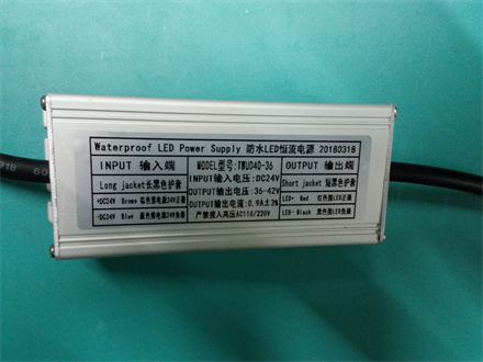 输入DC24V 0.9A 36W