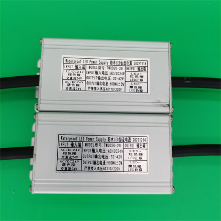 输入电压：AC DC24 V  500MA±3%驱动输出电压：32-42V功率：23W