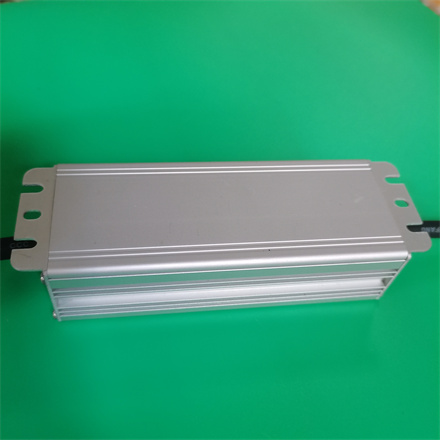 输入AC36V 50W 1.5A